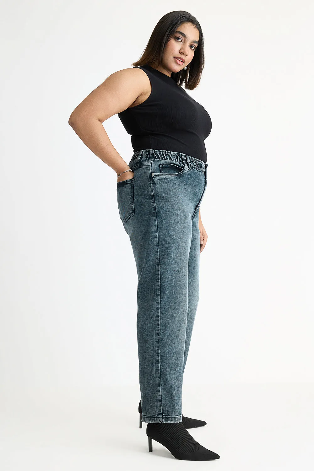 Curved Mid Charcoal Stretch Mom Jeans